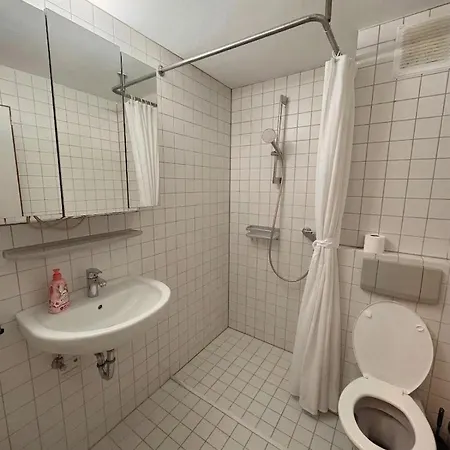 Appartement Mitten In Zwischen Cafes Und Parks